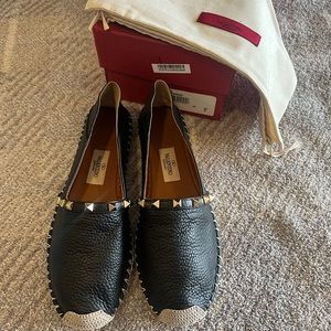 Valentino Rockstud Leather Espadrilles in Black